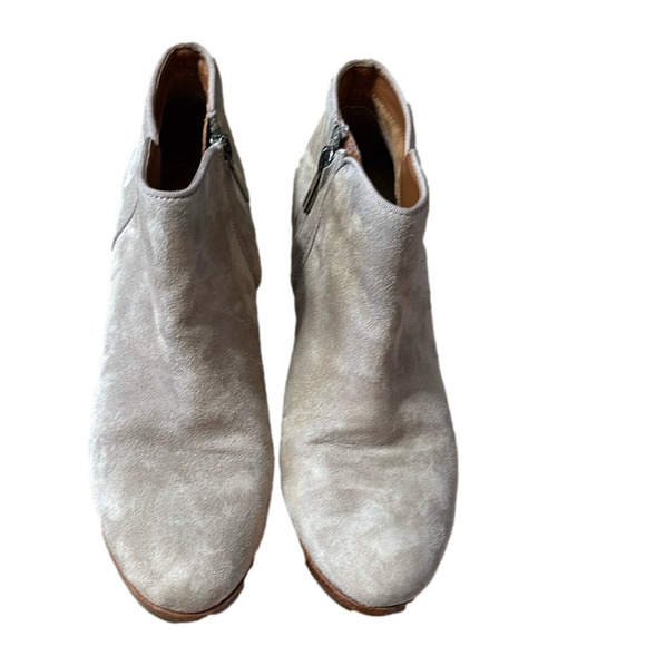 Sam Edelman Shoes - Sam Edelman booties size 6M  zippered real Suede upper  1 3/4 “ heal